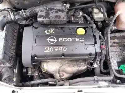 Véhicule à la ferraille OPEL ASTRA H GTC (A04)  de l'année 2006 alimenté Z 16 XE1,Z 16 XEP