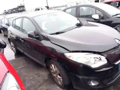 Véhicule à la ferraille renault megane iii fastback (bz0/1_, b3_) 1.2 tce (bz2b, bz11) de l'année 2013 alimenté h5f 400,h5f 408