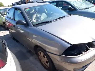 Veículo de Sucata seat cordoba (6l2) 2.0 do ano 2003 alimentado azl,bbx