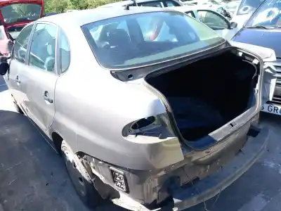 Veículo de Sucata seat cordoba (6l2) 2.0 do ano 2003 alimentado azl,bbx