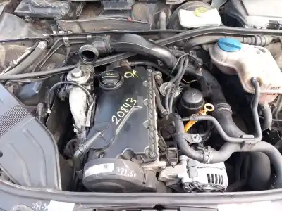 Veículo de Sucata AUDI A4 B6 (8E2)  do ano 2003 alimentado AVF,AWX