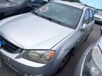 Veículo de Sucata kia cerato i fastback (ld) 2.0 crdi do ano 2004 alimentado d4ea