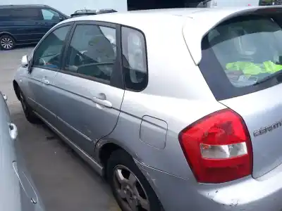 Veículo de Sucata kia cerato i fastback (ld) 2.0 crdi do ano 2004 alimentado d4ea