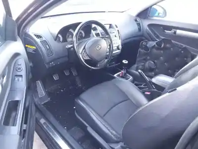 Veículo de Sucata kia pro cee'd (ed) 2.0 crdi 140 do ano 2009 alimentado d4ea