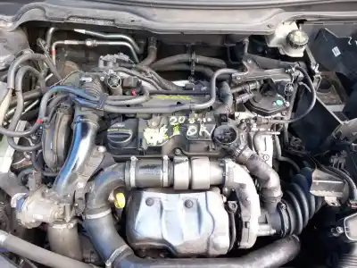 Scrapping Vehicle VOLVO S40 II (544) D2 of the year 2012 powered D 4162 T