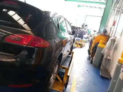 Veículo de Sucata seat leon (1p1) 2.0 tdi do ano 2007 alimentado bkd