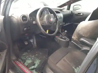 Veículo de Sucata seat leon (1p1) 2.0 tdi do ano 2007 alimentado bkd