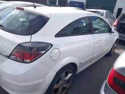 Veicolo di demolizione opel astra h gtc (a04) 1.6 (l08) dell'anno 2008 alimentato z 16 xe1,z 16 xep
