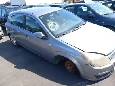 Veicolo di demolizione opel astra h (a04) 1.7 cdti (l48) dell'anno 2004 alimentato z 17 dth