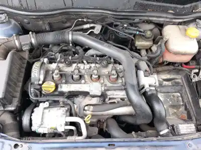 Veicolo di demolizione opel astra h (a04) 1.7 cdti (l48) dell'anno 2004 alimentato z 17 dt,z 17 dth