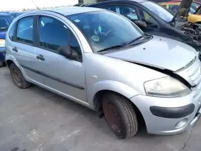 Véhicule à la ferraille citroen c3 i (fc_, fn_) 1.4 hdi de l'année 2006 alimenté 8hx (dv4td),8hz (dv4td)