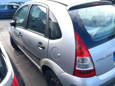 Véhicule à la ferraille citroen c3 i (fc_, fn_) 1.4 hdi de l'année 2006 alimenté 8hx (dv4td),8hz (dv4td)