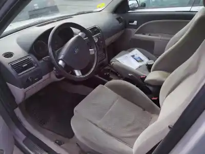 Sloopvoertuig ford mondeo iii sedán (b4y) 2.0 16v van het jaar 2002 aangedreven cjba,cjbb