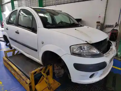 Véhicule à la ferraille citroen c3 i (fc_, fn_) 1.4 hdi de l'année 2005 alimenté 8hx (dv4td),8hz (dv4td)