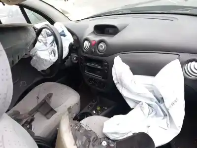 Здавання транспортного засобу citroen c3 i (fc_, fn_) 1.4 hdi року 2004 потужний 8hx (dv4td),8hz (dv4td)