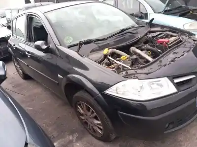 Veicolo di demolizione renault megane ii (bm0/1_, cm0/1_) 1.5 dci (bm1f, cm1f) dell'anno 2009 alimentato k9k 724