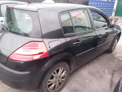 Veicolo di demolizione renault megane ii (bm0/1_, cm0/1_) 1.5 dci (bm1f, cm1f) dell'anno 2009 alimentato k9k 724