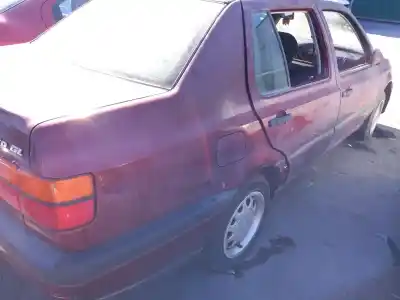 Sloopvoertuig volkswagen vento (1h2) 1.9 d van het jaar 1993 aangedreven 1y