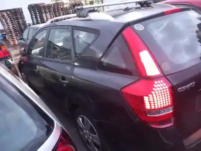 Scrapping Vehicle kia cee'd sw (ed) 1.6 crdi 115 of the year 2010 powered d4fb