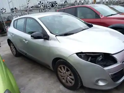 Scrapping Vehicle renault megane iii fastback (bz0/1_, b3_) 1.6 16v (bz1b, bz1h) of the year 2011 powered k4m 838,k4m 858