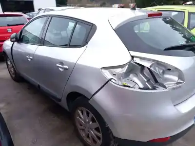 Scrapping Vehicle renault megane iii fastback (bz0/1_, b3_) 1.6 16v (bz1b, bz1h) of the year 2011 powered k4m 838,k4m 858