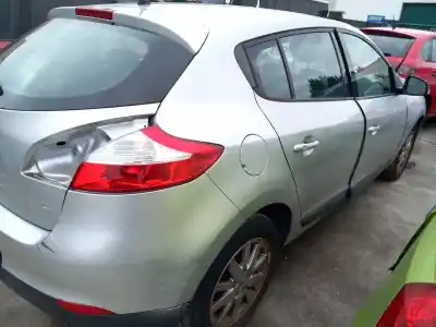 Scrapping Vehicle renault megane iii fastback (bz0/1_, b3_) 1.6 16v (bz1b, bz1h) of the year 2011 powered k4m 838,k4m 858