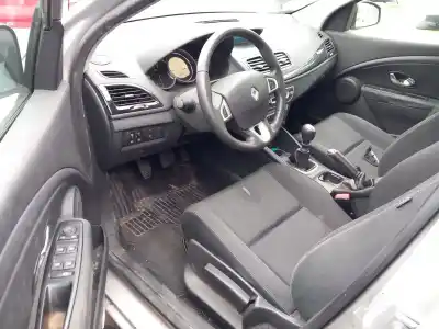 Scrapping Vehicle renault megane iii fastback (bz0/1_, b3_) 1.6 16v (bz1b, bz1h) of the year 2011 powered k4m 838,k4m 858