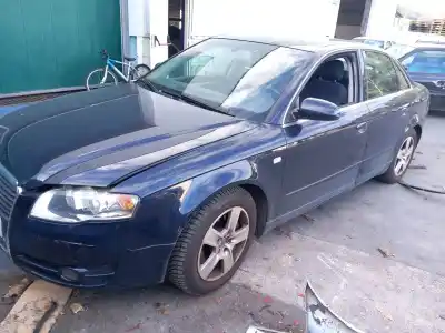 Veículo de Sucata audi a4 b7 (8ec) 2.0 do ano 2005 alimentado bkn