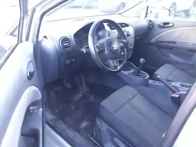 Veículo de Sucata seat leon (1p1) 1.9 tdi do ano 2007 alimentado bxf