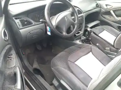 Veículo de Sucata citroen c5 i (dc_) 2.0 hdi (dcrhyb) do ano 2002 alimentado rhy (dw10td)