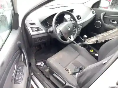 Здавання транспортного засобу renault megane iii fastback (bz0/1_, b3_) 1.5 dci року 2009 потужний k9k 832