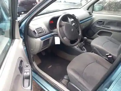 Scrapping Vehicle renault clio ii (bb_, cb_) 1.5 dci (b/cb08) of the year 2004 powered k9kd7