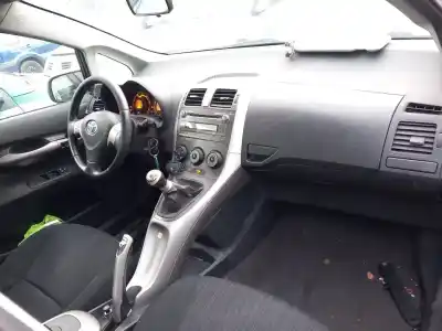 Veículo de Sucata toyota auris (_e15_) 1.4 d-4d (nde150_) do ano 2007 alimentado 1nd-tv