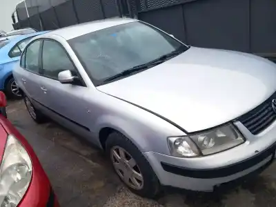 Veículo de Sucata volkswagen passat b5 (3b2) 1.9 tdi do ano 1999 alimentado ajm,atj