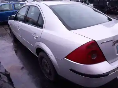 Veículo de Sucata ford mondeo iii sedán (b4y) 2.0 16v tddi / tdci do ano 2001 alimentado d6ba,hjba,hjbb,hjbc,hjbe