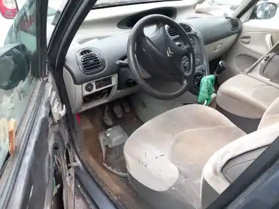 Veículo de Sucata citroen xsara picasso (n68) 2.0 hdi do ano 2004 alimentado rhy (dw10td)