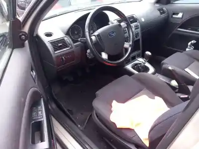 Veículo de Sucata ford mondeo iii sedán (b4y) 2.0 16v tddi / tdci do ano 2002 alimentado d6ba,hjba,hjbb,hjbc,hjbe