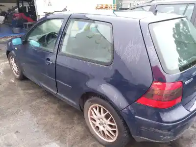 Veículo de Sucata volkswagen golf iv (1j1) 1.8 do ano 1999 alimentado agn