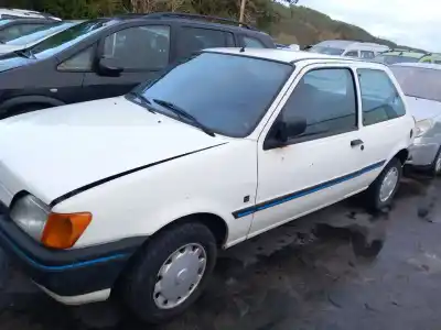 Veículo de Sucata ford fiesta iii (gfj) 1.1 do ano 1992 alimentado g6a