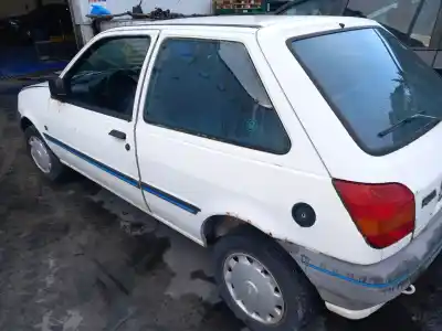 Veículo de Sucata ford fiesta iii (gfj) 1.1 do ano 1992 alimentado g6a