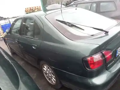Здавання транспортного засобу nissan primera hatchback (p11) 1.8 16v року 2000 потужний qg18de