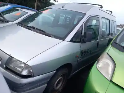 Vehicul casat peugeot expert (224_) 2.0 hdi 16v al anului 2000 alimentat rhw (dw10ated4)