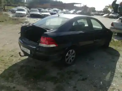 Veículo de Sucata opel astra h sedán (a04) 1.7 cdti (l69) do ano 2009 alimentado z17dth
