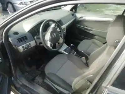 Veículo de Sucata opel astra h sedán (a04) 1.7 cdti (l69) do ano 2009 alimentado z17dth