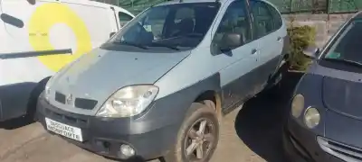 Scrapping Vehicle renault scenic rx4 (ja0) 1.9 dci salomon of the year 2001 powered f9q732