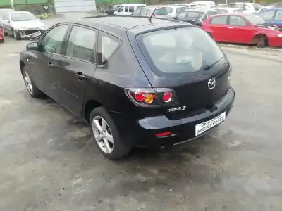 Veículo de Sucata mazda 3 berlina (bk) 1.6 cd diesel cat do ano 2006 alimentado y6