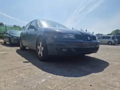 Veículo de Sucata SEAT TOLEDO (1M2) Signo do ano 1999 alimentado AKL