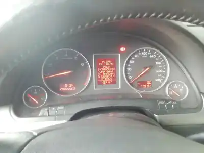 Verschrottungsfahrzeug audi a4 berlina (8e) 3.0 des jahres 2002 angetrieben asn