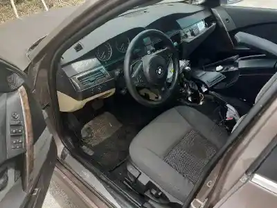 Здавання транспортного засобу bmw serie 5 berlina (e60) 525d року 2004 потужний 25-6d-2d