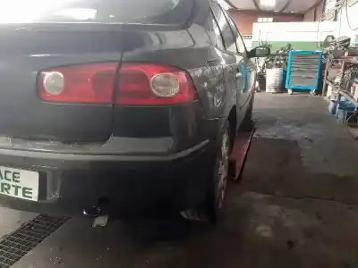 Veículo de Sucata renault laguna ii (bg0) confort authentique do ano 2005 alimentado f9q674